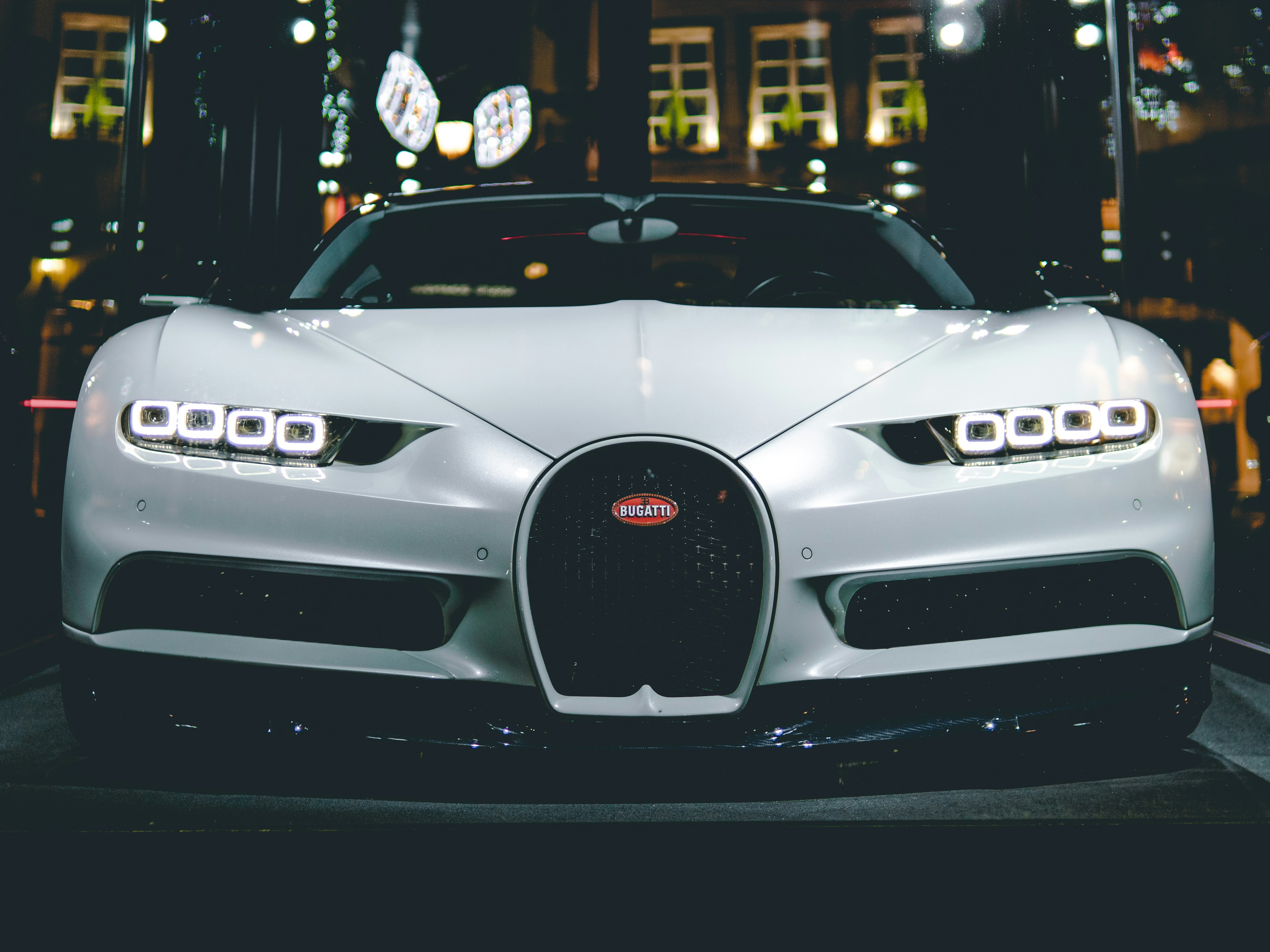 Voiture de sport en mouvement